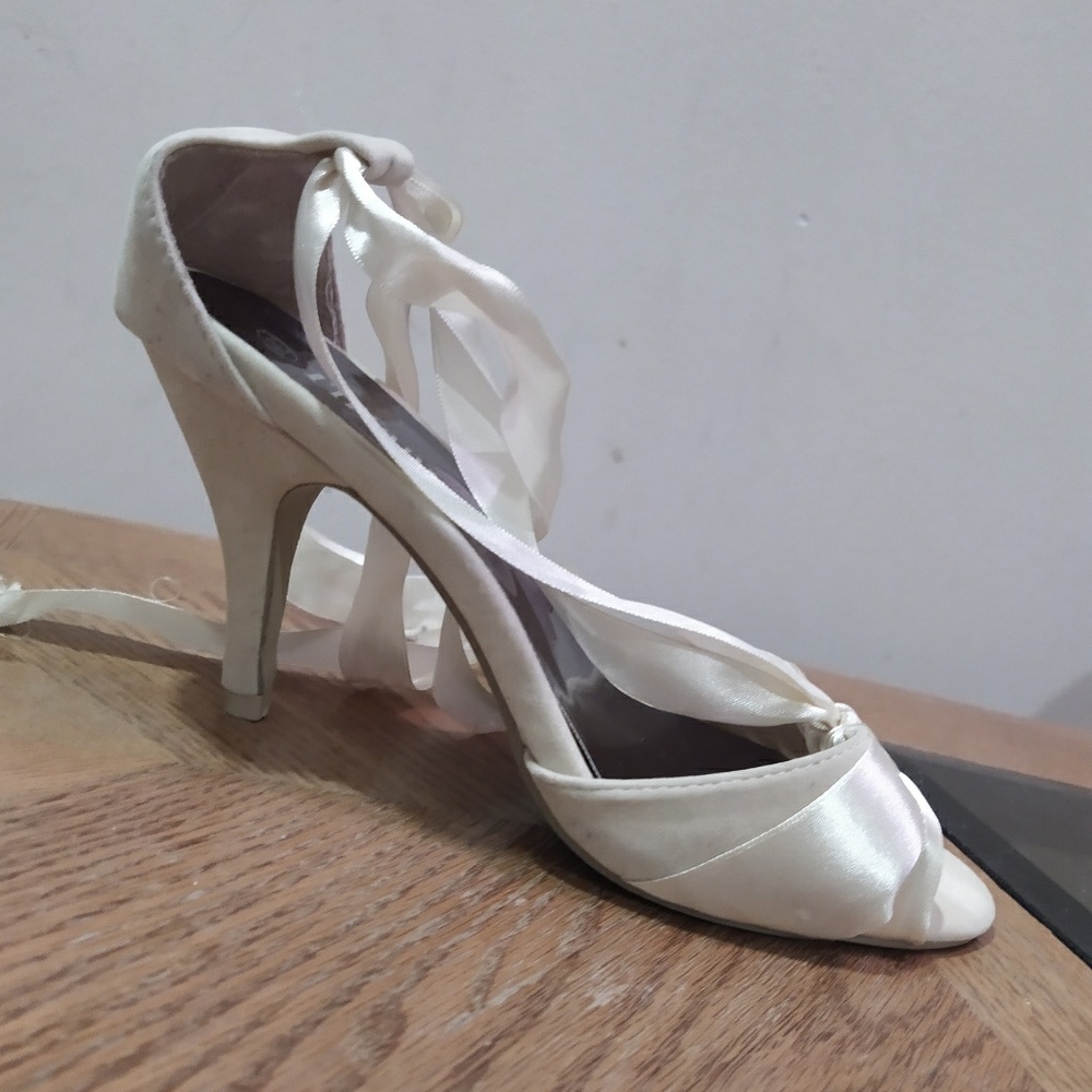 Suede Cream Lace Up Ribbons Heels Pumps